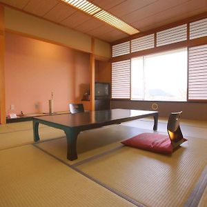 Japanese-Style Room